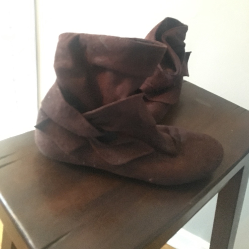 Suede Brown Short Boots