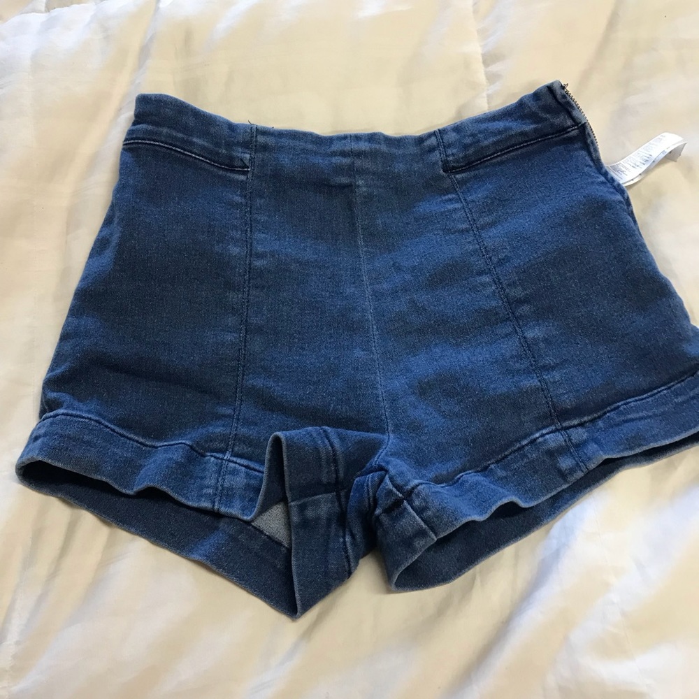 F21 high waisted shorts