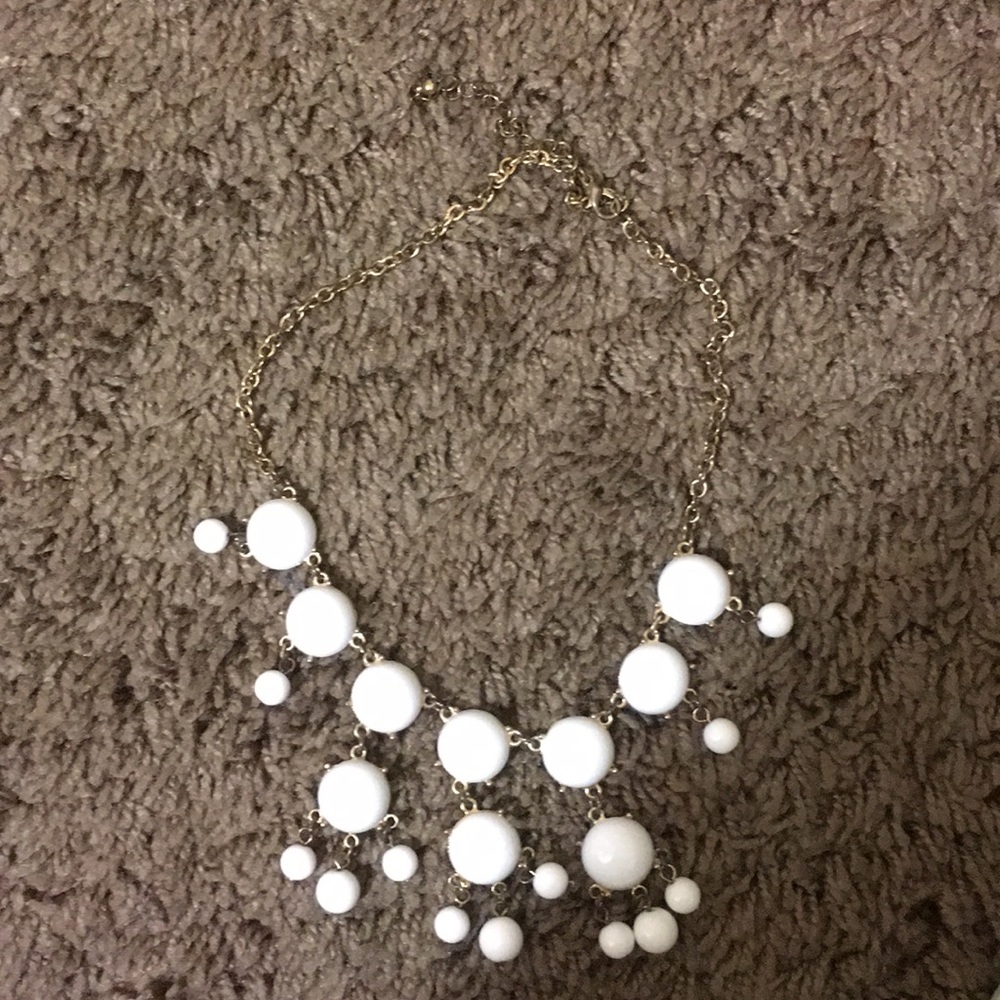 White bubble necklace