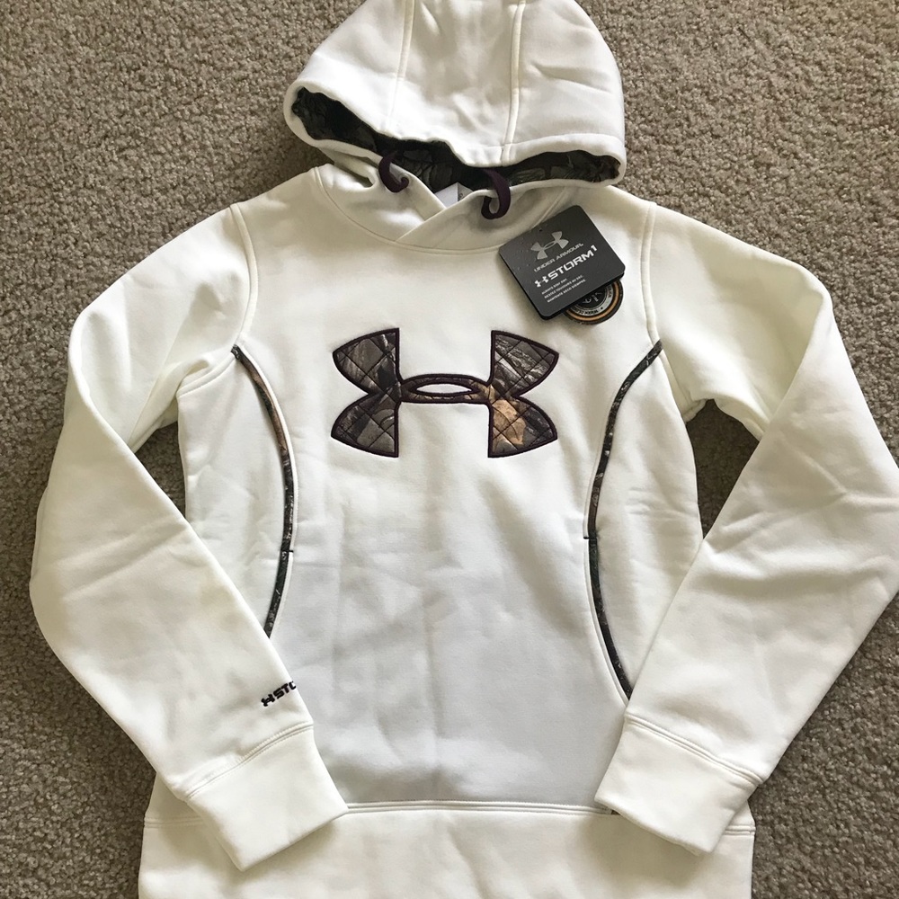 NEW Under Armour cream and camo hoodie xs
