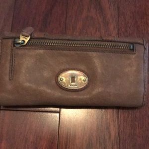 Fossil wallet