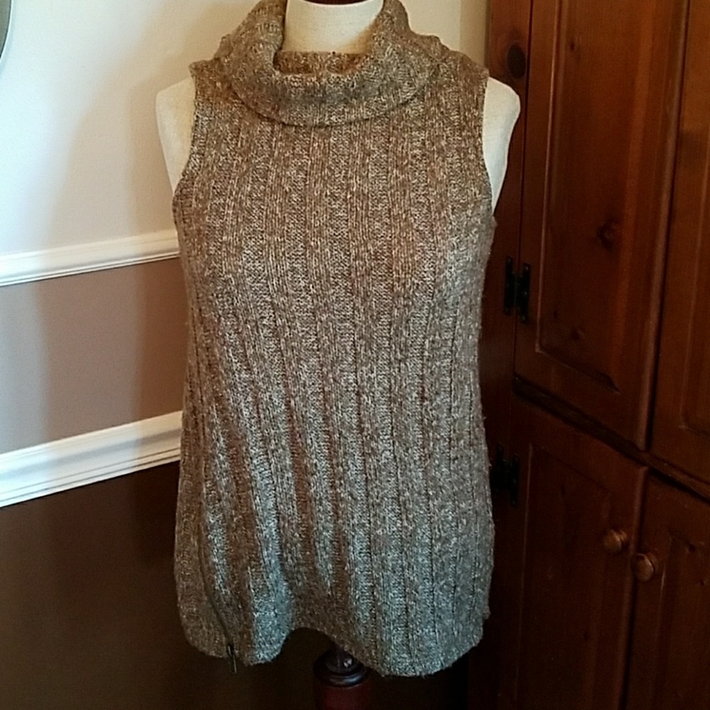 Altar'd State tank sweater