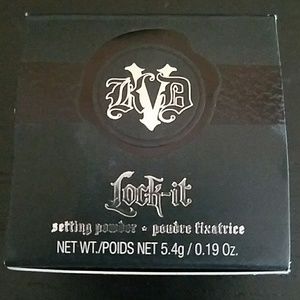 Kat Von D setting powder