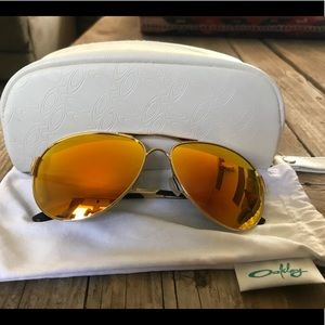 Limited Edition Women’s Oakley Sunglasses