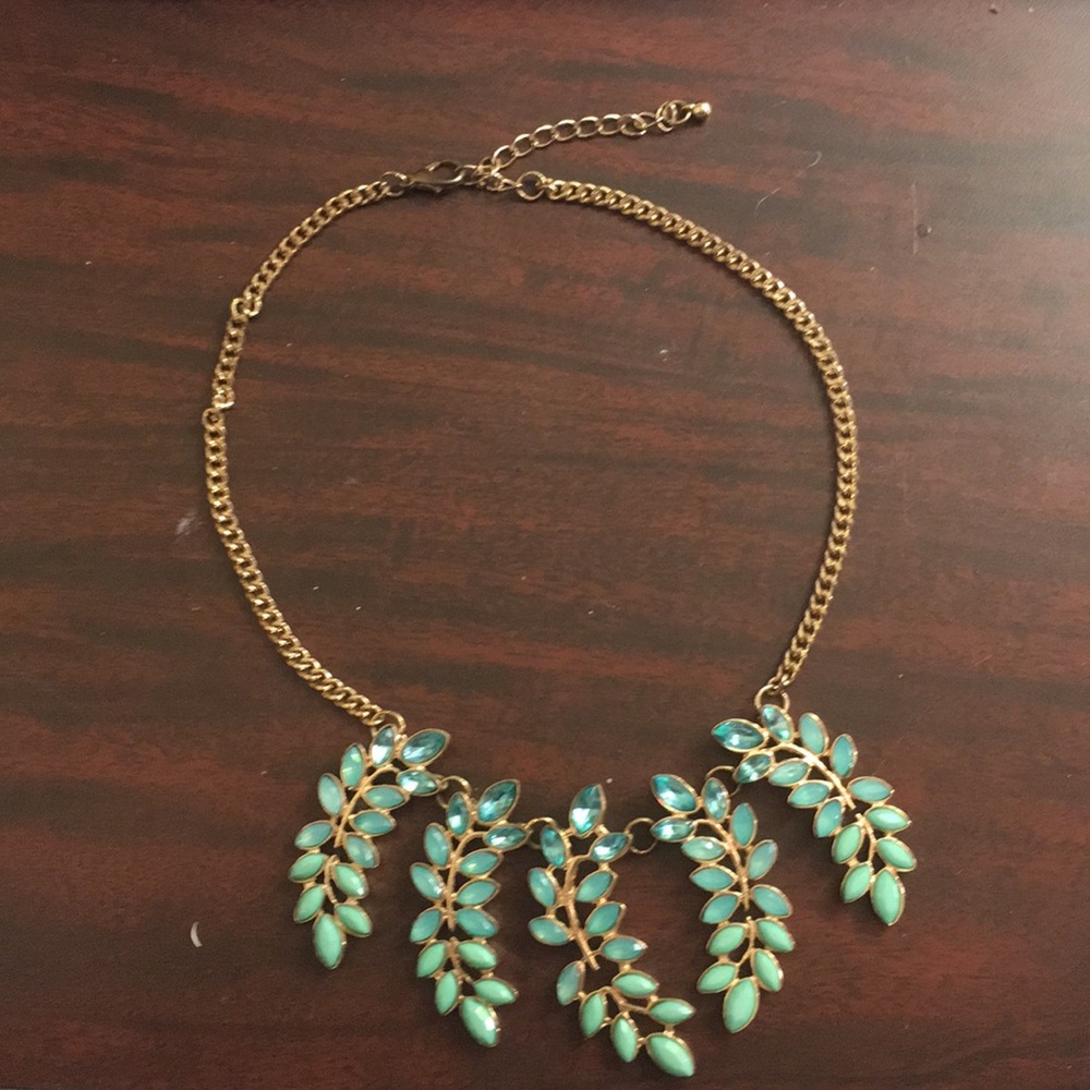 Blue-green leaf necklace