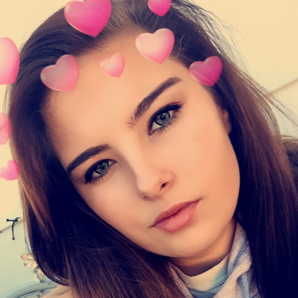 Meet your Posher, Samantha - Picture 1 of 1