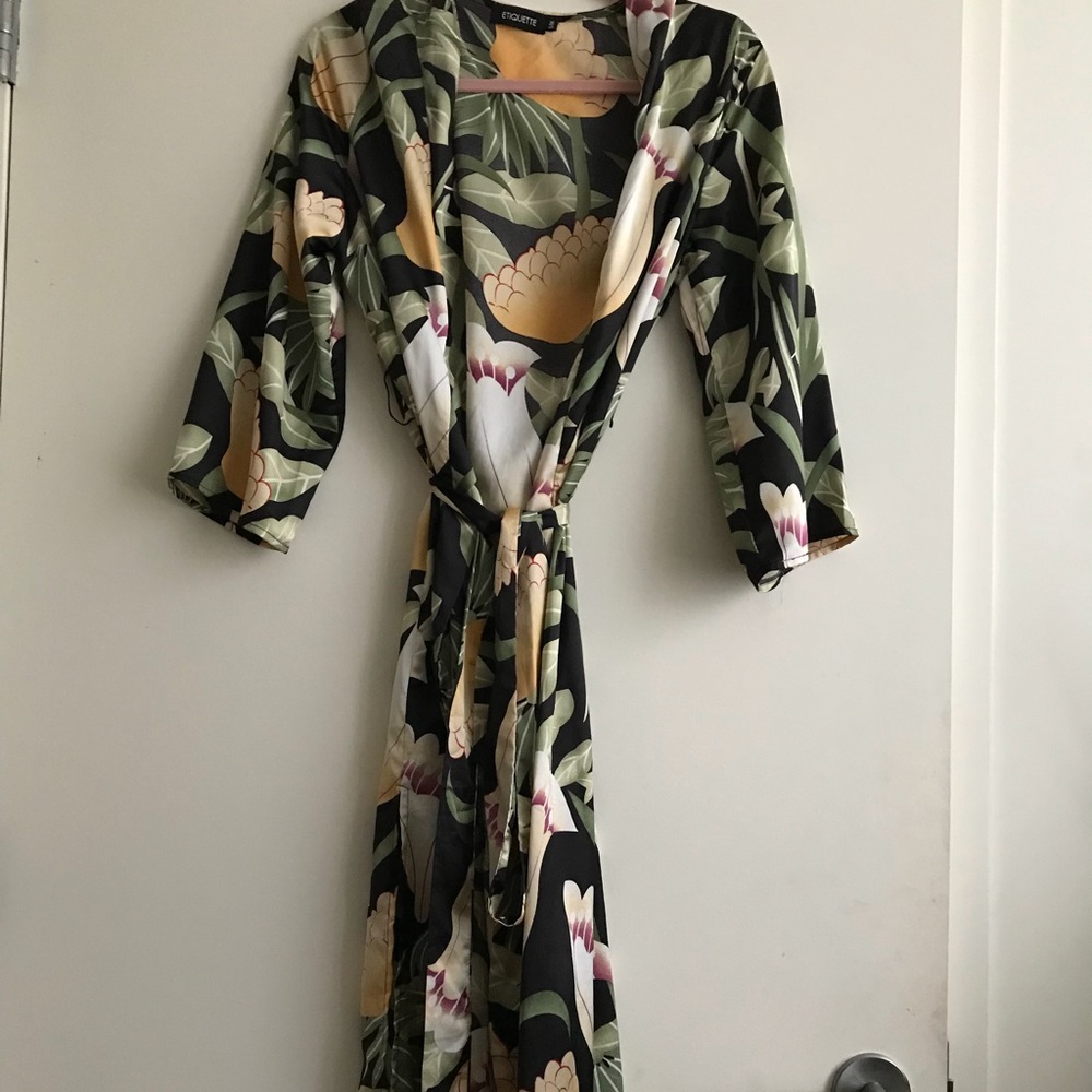 Silk Duster - Picture 2 of 2