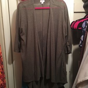 LuLaRoe Lindsay Shawl (M) EUC