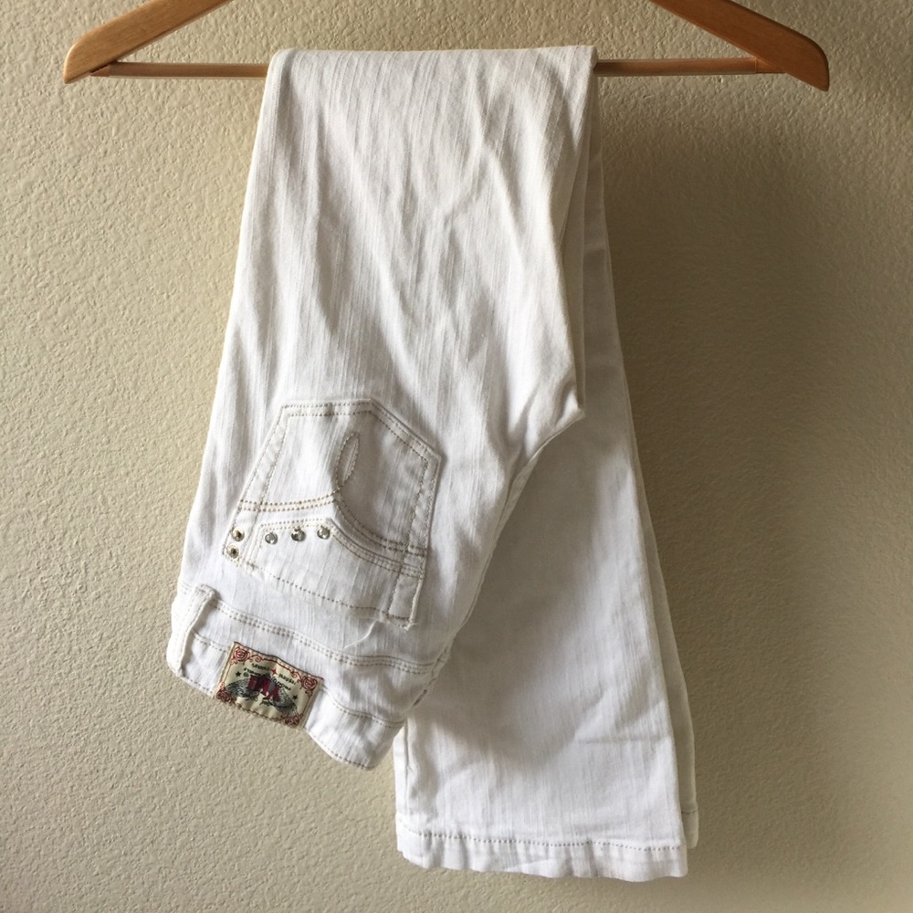 Boot cut jeans