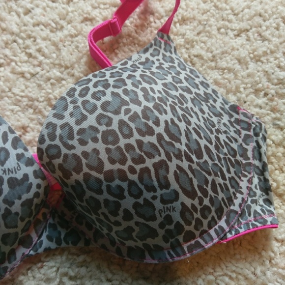 Pink bra - Picture 2 of 4