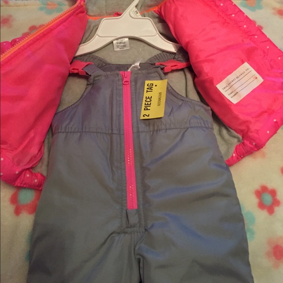 SOLD Infant girl Carter's Snowsuit - Picture 2 of 2