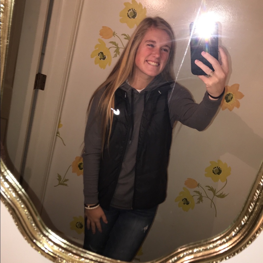 Meet your Posher, Nichole