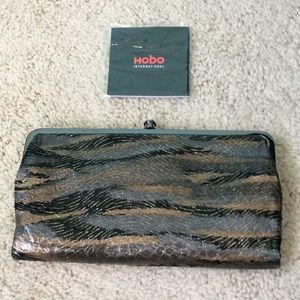 Hobo international clutch
