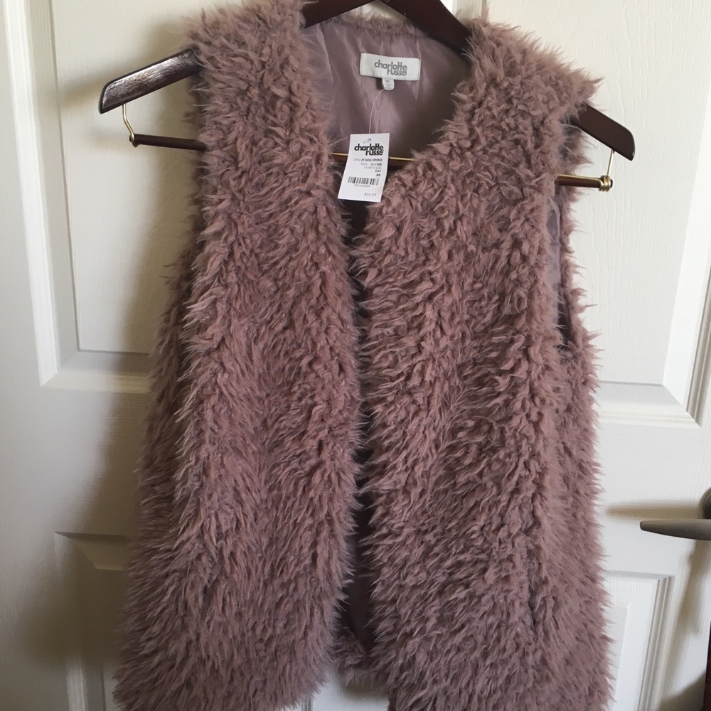 NWT Faux Fur Vest