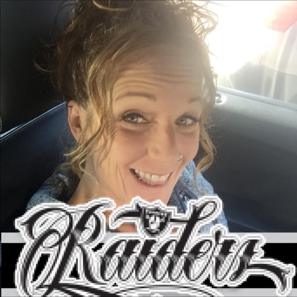 Meet your Posher, Teresa