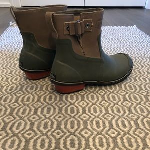 Sorrel boots