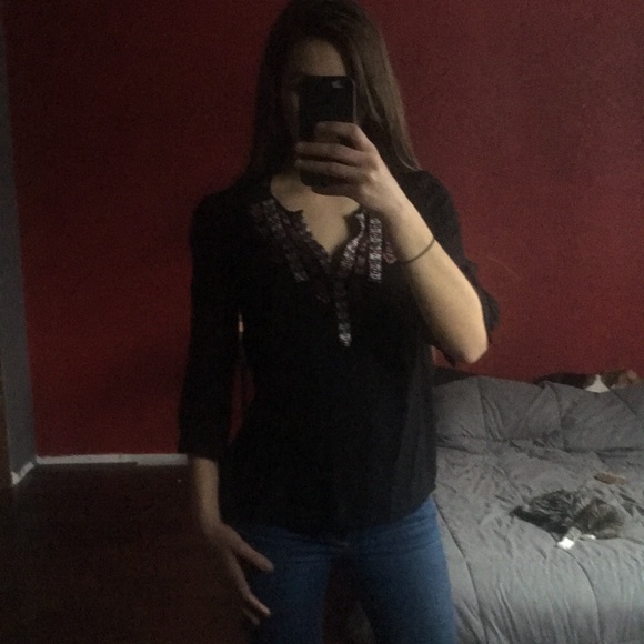 CLOSET CLOSING - Picture 5 of 5