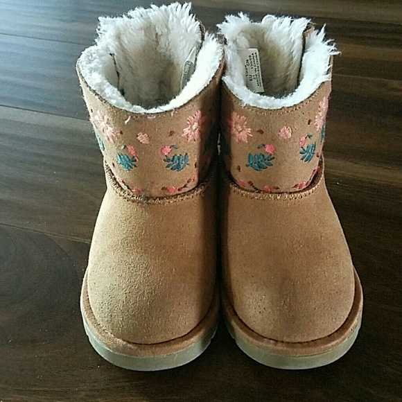 Zara kids boots - Picture 1 of 4