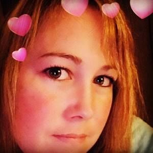 Meet your Posher, Monique