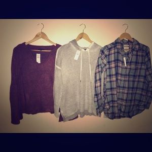 Women’s American eagle tops and sweaters