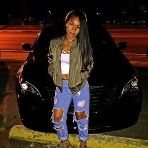 Meet your Posher, Emmaly