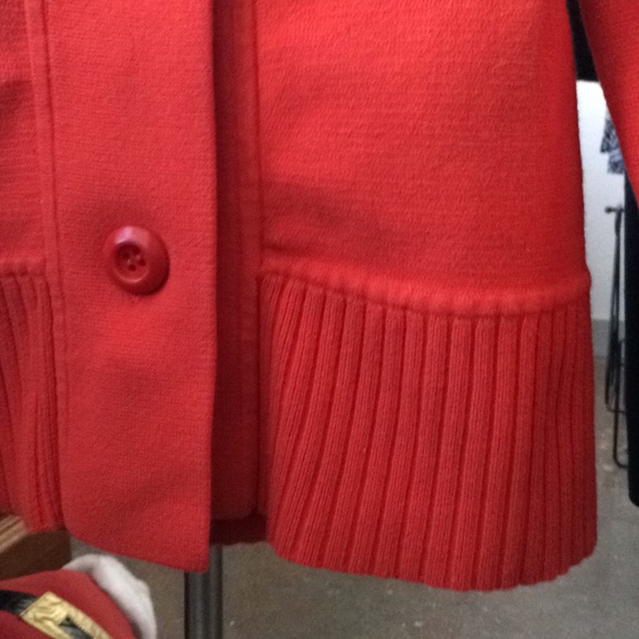 ❄️☃️Beautiful orange 🍊 J. Crew sweater☃️❄️ - Picture 6 of 8