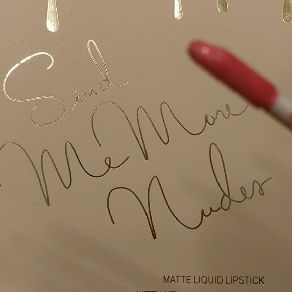 Kylie Jenner bundle - Picture 4 of 4