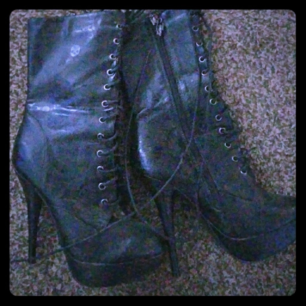 high heeled boots