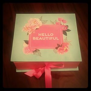Gift Set - BBW Hello Beautiful travel sized