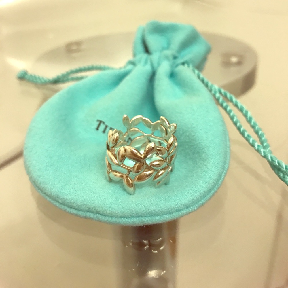Tiffany's Olive Leaf Band ring