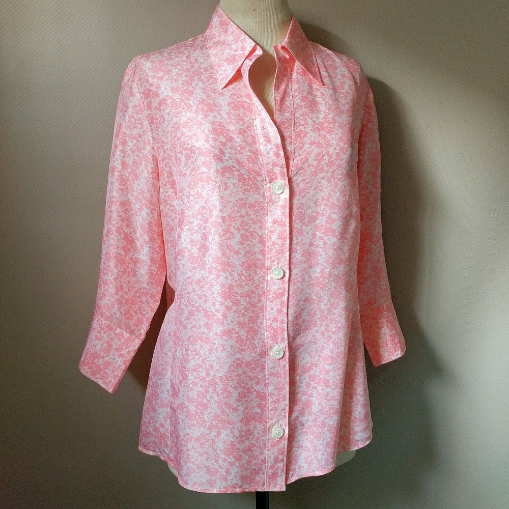 NWOT Banana Republic Silk Precious Pink Button Up