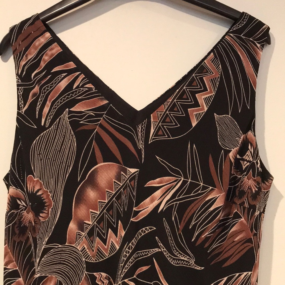 Brown sleeveless tribal print dress