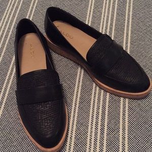 BRAND NEW, NEVER-WORN, loafers! Beautiful/ Stylish