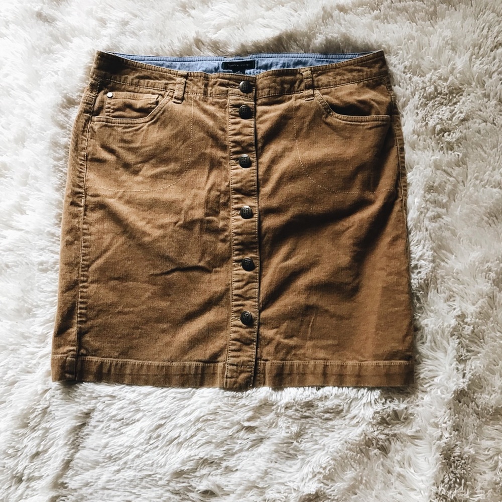 •CORDUROY SKIRT•