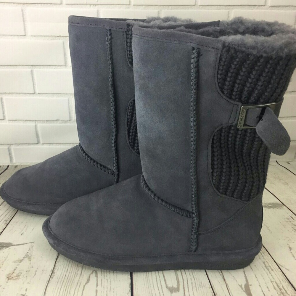 NWT {BearPaw} Gray boots