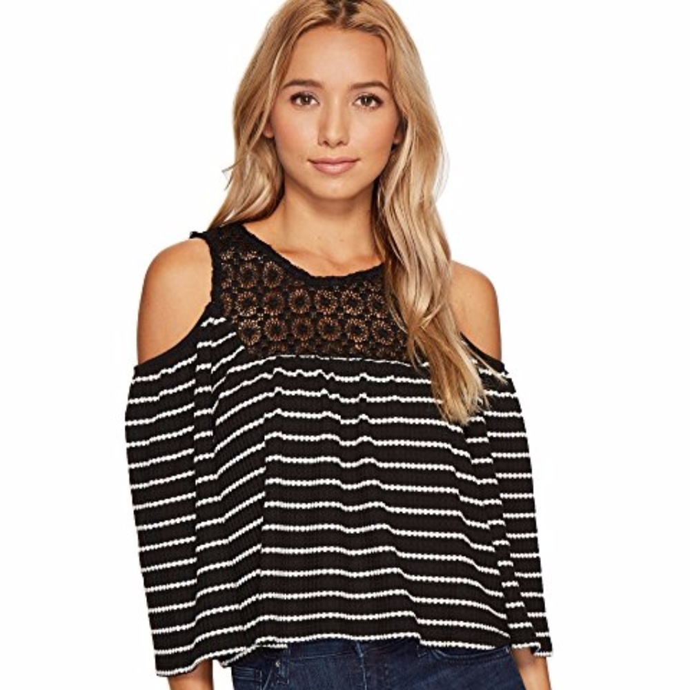 NWT! Cold Shoulder Striped Lace Trim Top - Picture 3 of 8