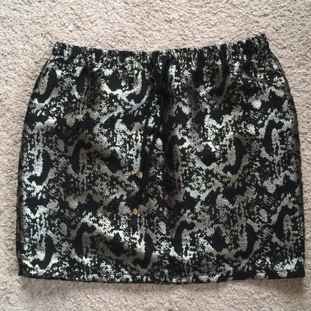 High-Waisted Black and Gold Skirt