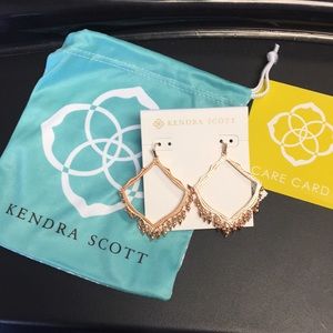 Kendra Scott Lacy earrings