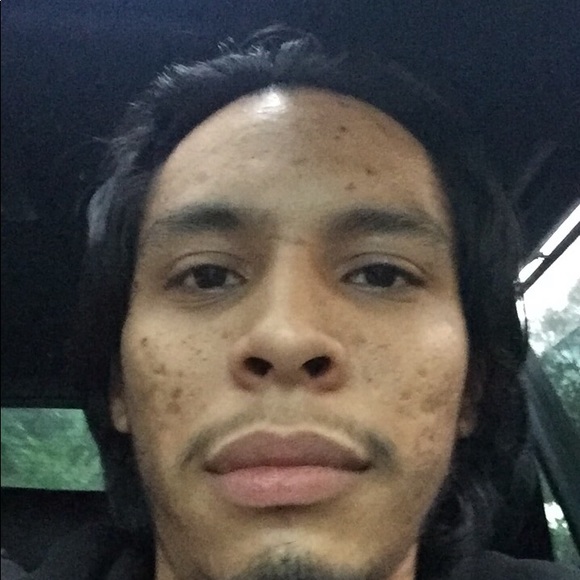 Meet your Posher, Cesar - Picture 1 of 1