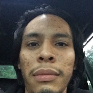 Meet your Posher, Cesar