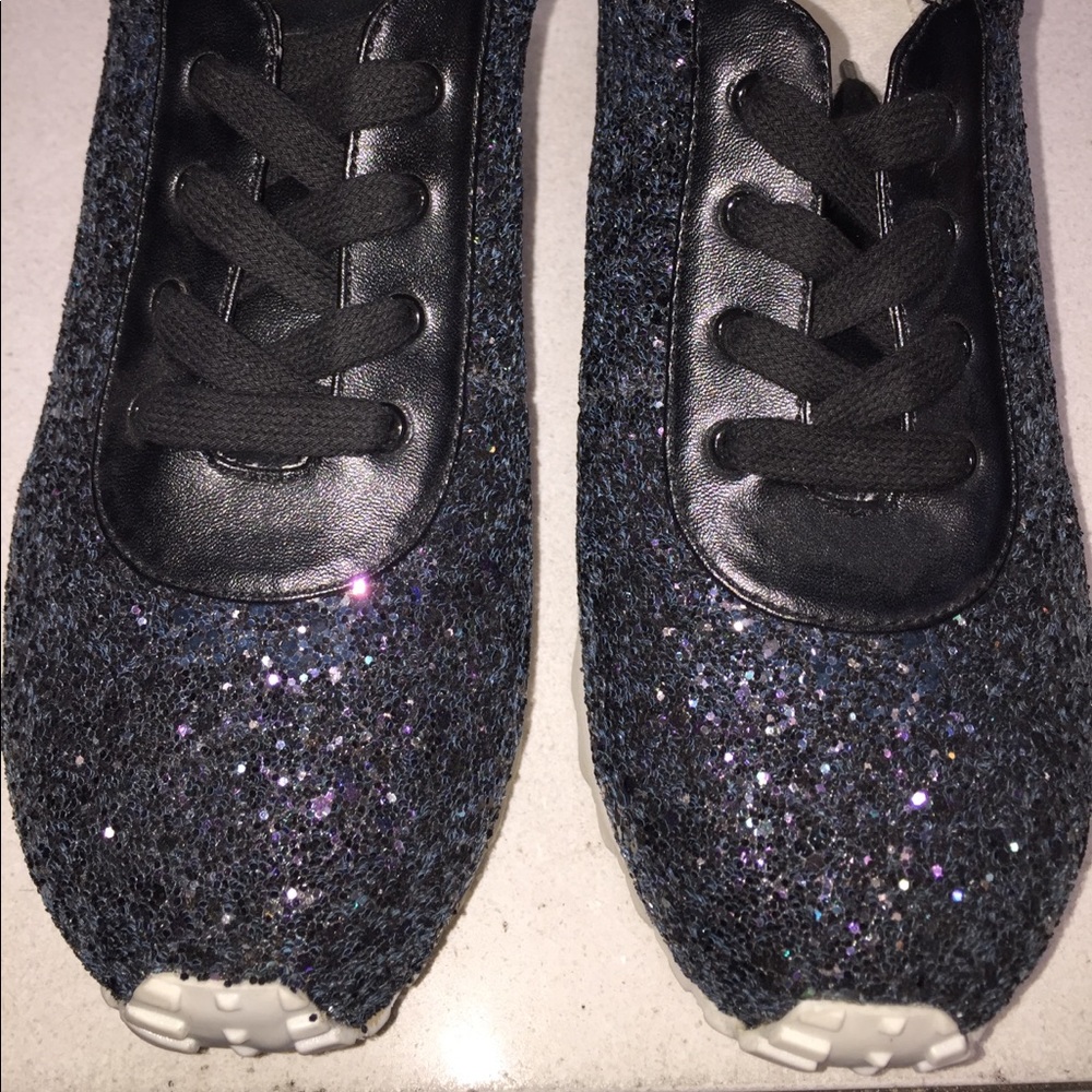 Stuart Weitzman Navy Glitter Sneakers in size 4
