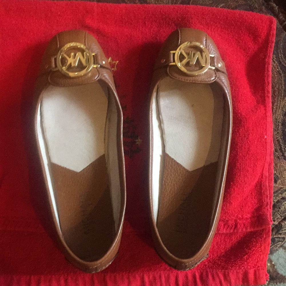 Authentic MK flats size 7M pre-loved .
