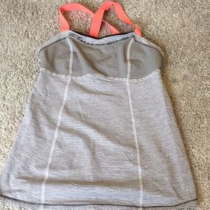 Lululemon tank