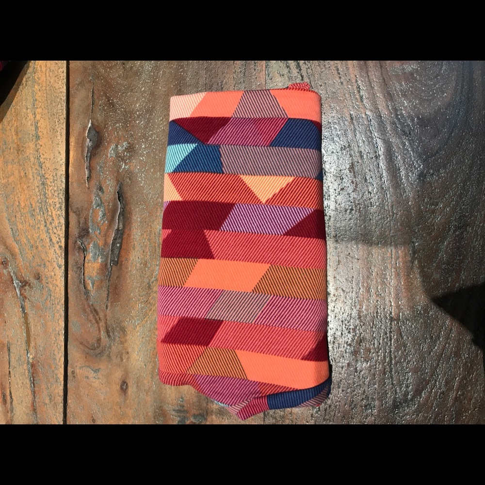 Pink - Tall and Curvy LuLaRoe leggings