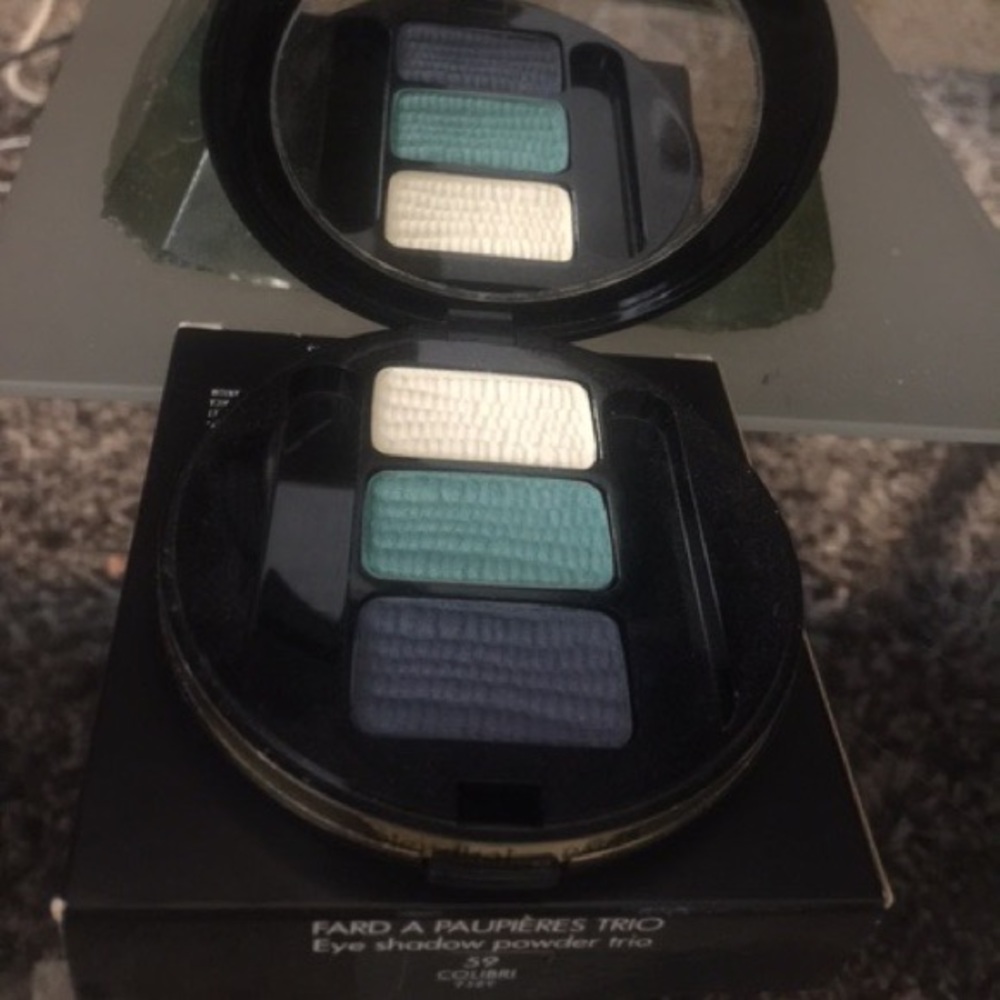 Brand new Stendhal eye shadow powder trio