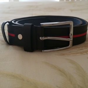 Gucci belt!