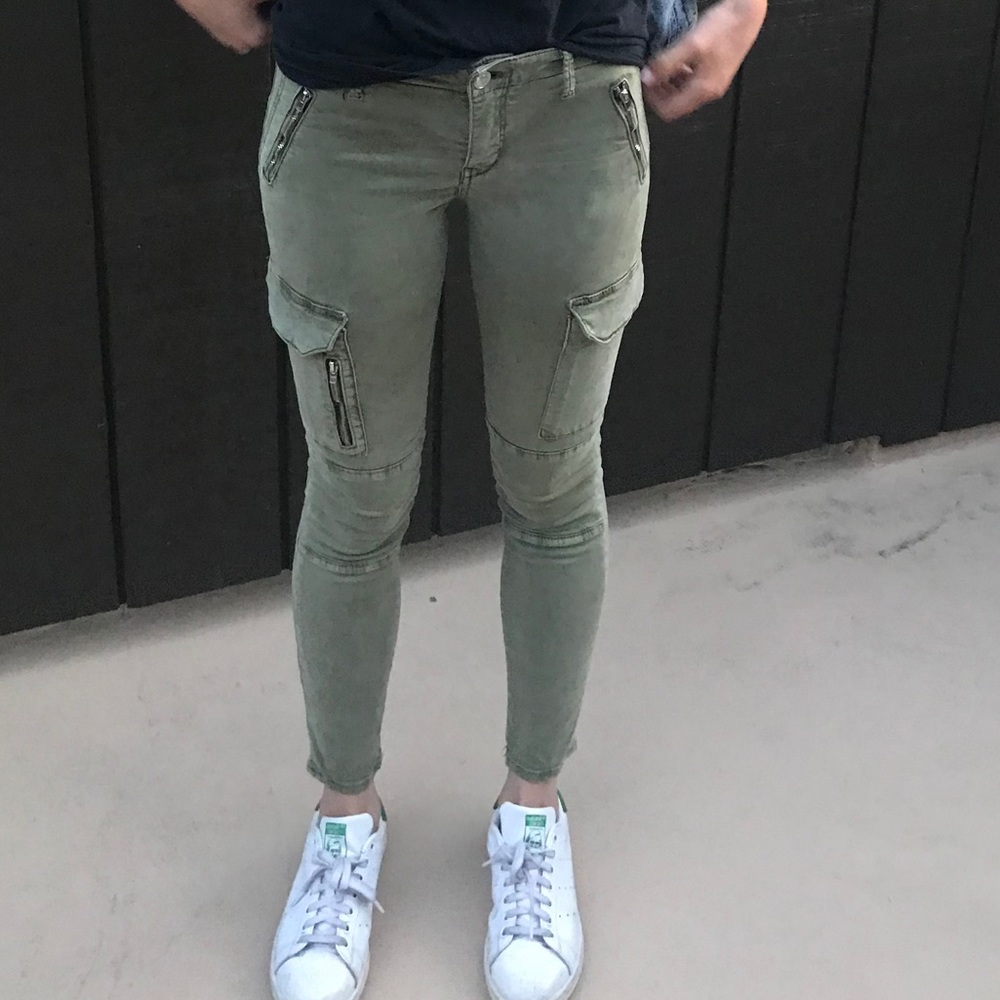 Zara Cargo Pants - Traded