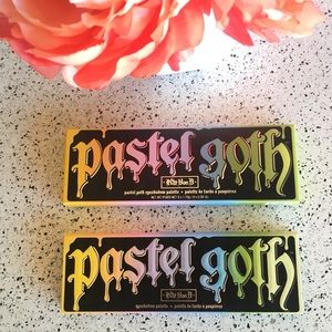 Kat Von D LE Pastel Goth Palette