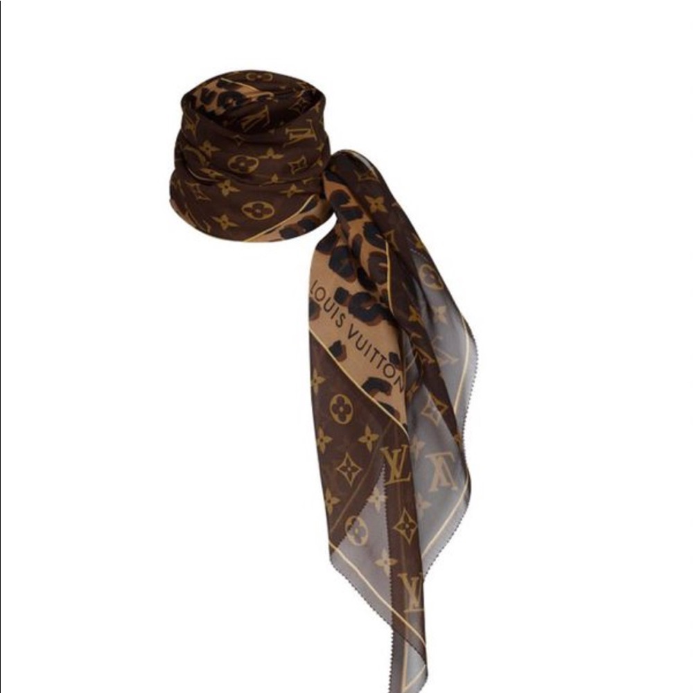 Authentic Louis Vuitton LV monogram scarf