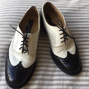 Steven by Steve Madden black and white Oxfords